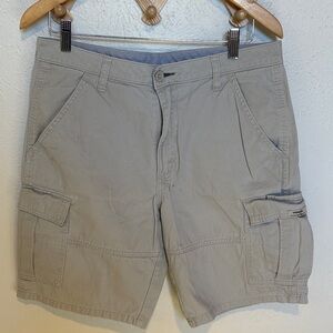Wrangler Men's Tan Cargo Shorts
